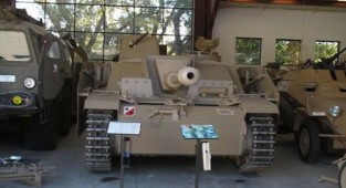 Немецкое штурмовое орудие StuG III (47 фото)