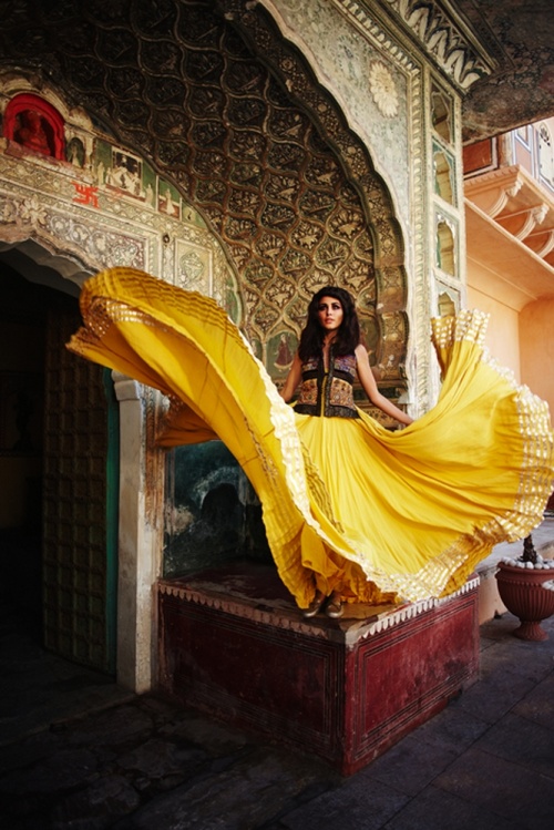 Прекрасные восточные женщины в фотографиях Suresh Natarajan (136 фото)