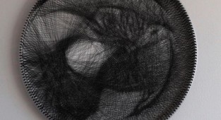 Stunning portraits made with one thread on a hoop (9 photos)