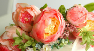 Photo clipart – Bouquets of roses in vases (40 photos)