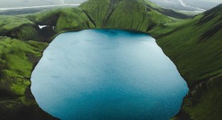 Iceland from above (18 photos)