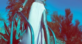 Gisele Bündchen - Versace Spring/Summer 2012 Campaign (