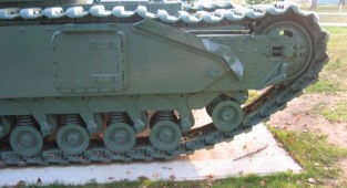 Photo review - English infantry tank Churchill Mk1 Walk Around (38 photos)