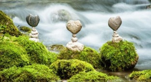 Балансирующие камни Михи Брыновеца (36 фото)
