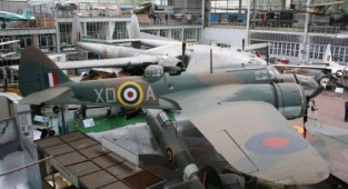 British high-speed light bomber Bristol Blenheim Mk IV (34 photos)