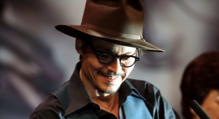 Johnny Depp Pictures (594 pictures)