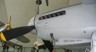 Англійський бомбардувальник de Havilland Mosquito B35 (32 фото)