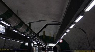 Стокгольмське метро Дизайн інтер'єра. 18 фото.
