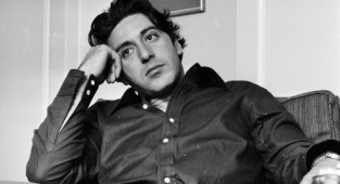 Al Pacino. Photo shoot in London (photographer Steve Wood, March 25, 1974) (4 photos)