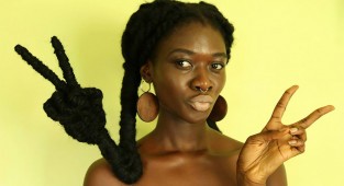 An artist from Cote d'Ivoire makes sculptures from her own hair (12 photos)