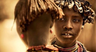 Поразительные фото эфиопских племен (14 фото)