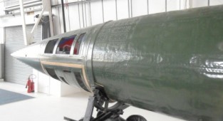 Photo review - German V-2 ballistic missile (24 photos)