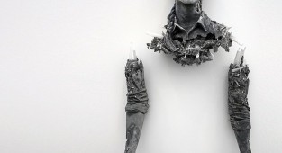 «Найденная» скульптура из кристаллов и вулканического пепла (14 фото)