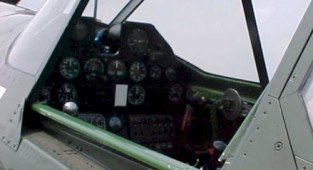 Фотоогляд - американський винищувач Curtiss P40E Warhawk (62 фото)