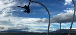 A collection of unusual sculptures that defy the laws of physics (15 photos)