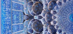 Гипнотизирующая красота: невероятные узоры потолков в иранских мечетях и храмах (16 фото)