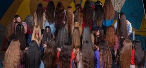 14 wonderful photos about why long hair is so popular in South America (15 photos)