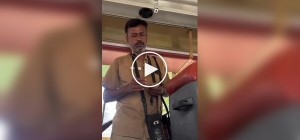 Художник поднял настроение кондукторам