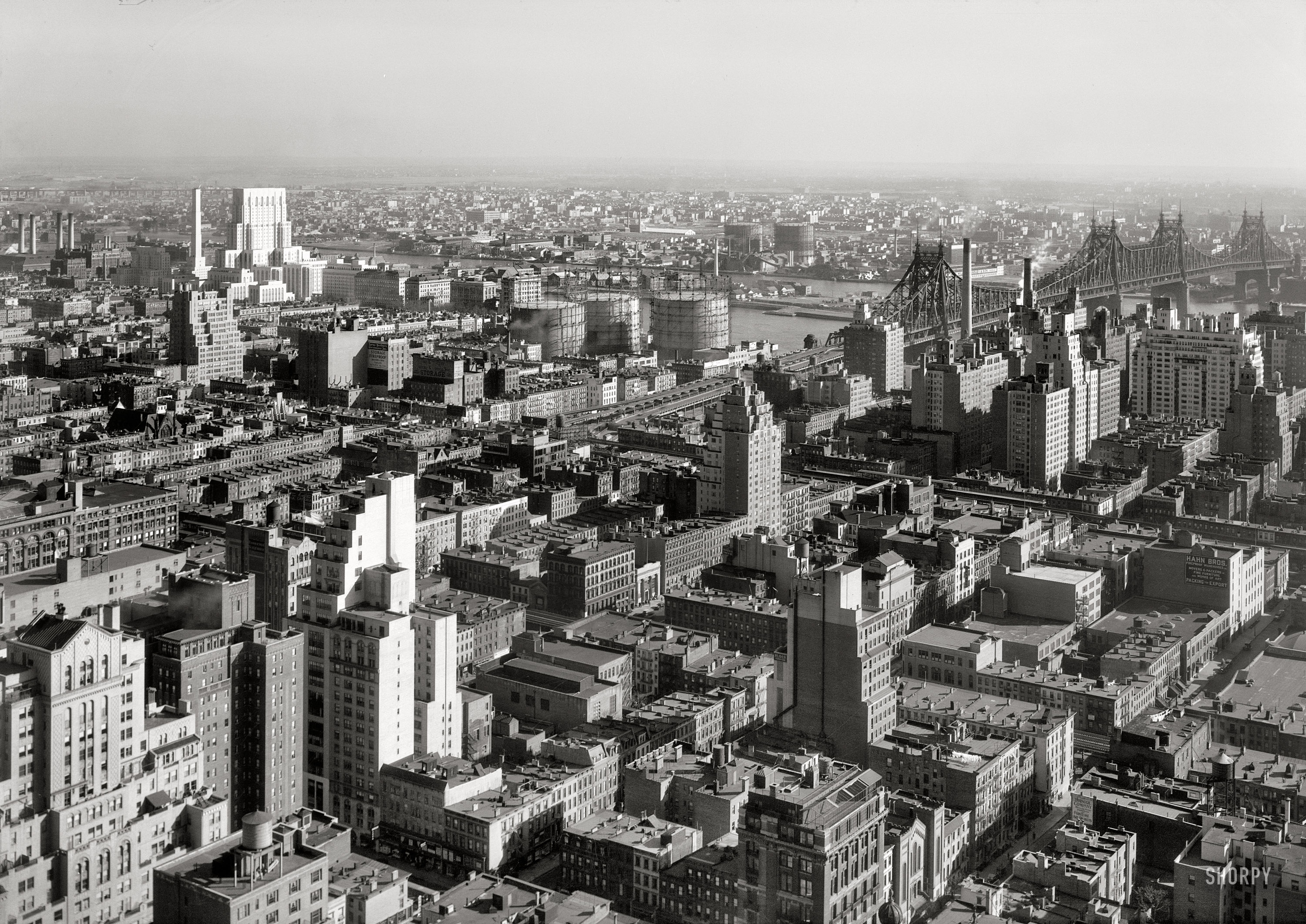 Какие города были в 1930 году. Нью Йорк 1933. Нью-Йорк (город в США) 1900. Нью-Йорк 30х небоскребы. Нью Йорк 20 века.