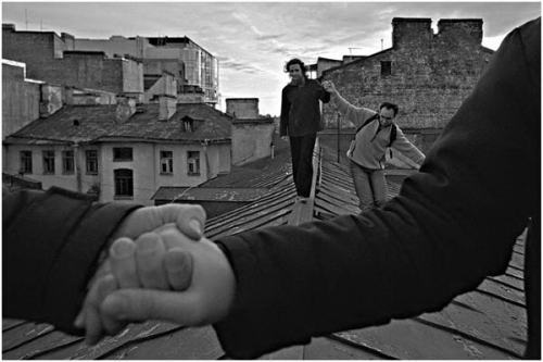 Фотожурналист Сергей Максимишин. Санкт-Петербург. Гуляющие по крышам (11 картинок)