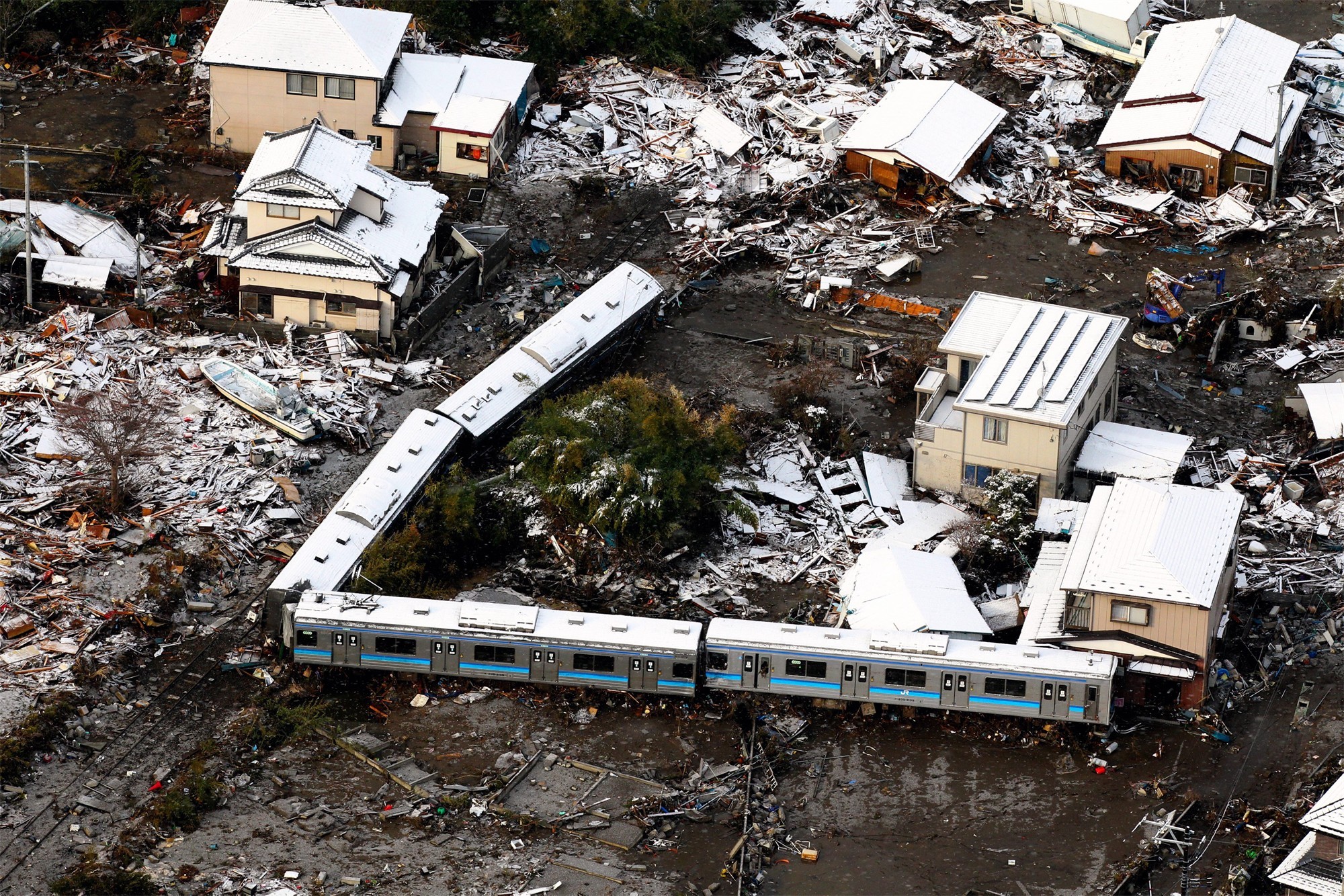 землетрясение в японии в 2011 году