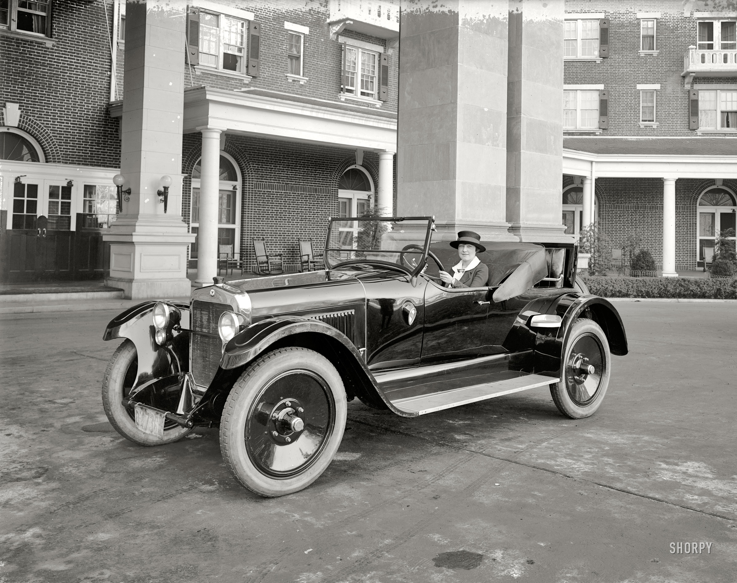 20х 19. Mercedes 1921. Автомобили 20-х годов США. 1921 Buick. Chevrolet 1921.