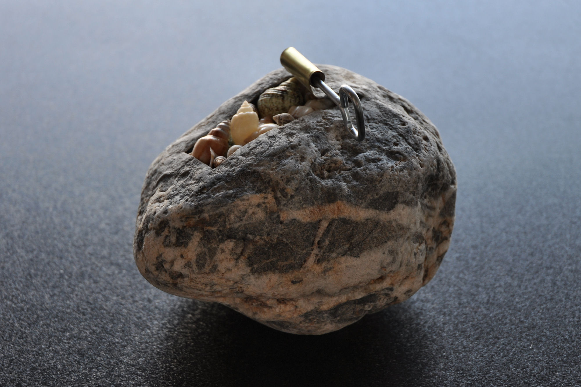 Day stone. Японский скульптор Хиротоши Ито. Хиротоши, каменные скульптуры. Камень жизни. Камушки жизни.