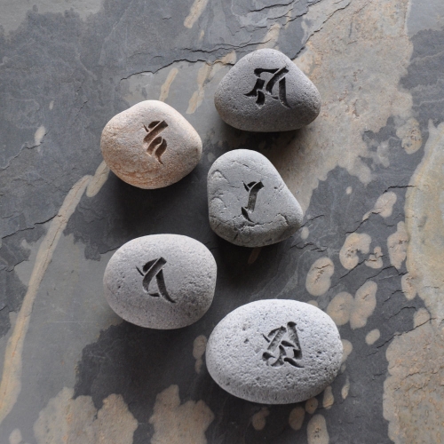 Внутренний мир каменных глыб. Невероятные скульптуры Хиротоши Ито (Hirotoshi Itoh) (108 работ)