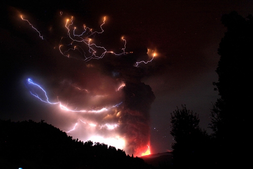 Фото вулкана Пуйеуэ (Puyehue) (15 фото)