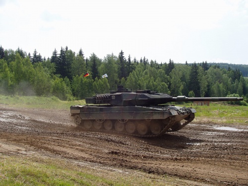 Основной боевой танк Германии - Leopard 2 (74 фото)